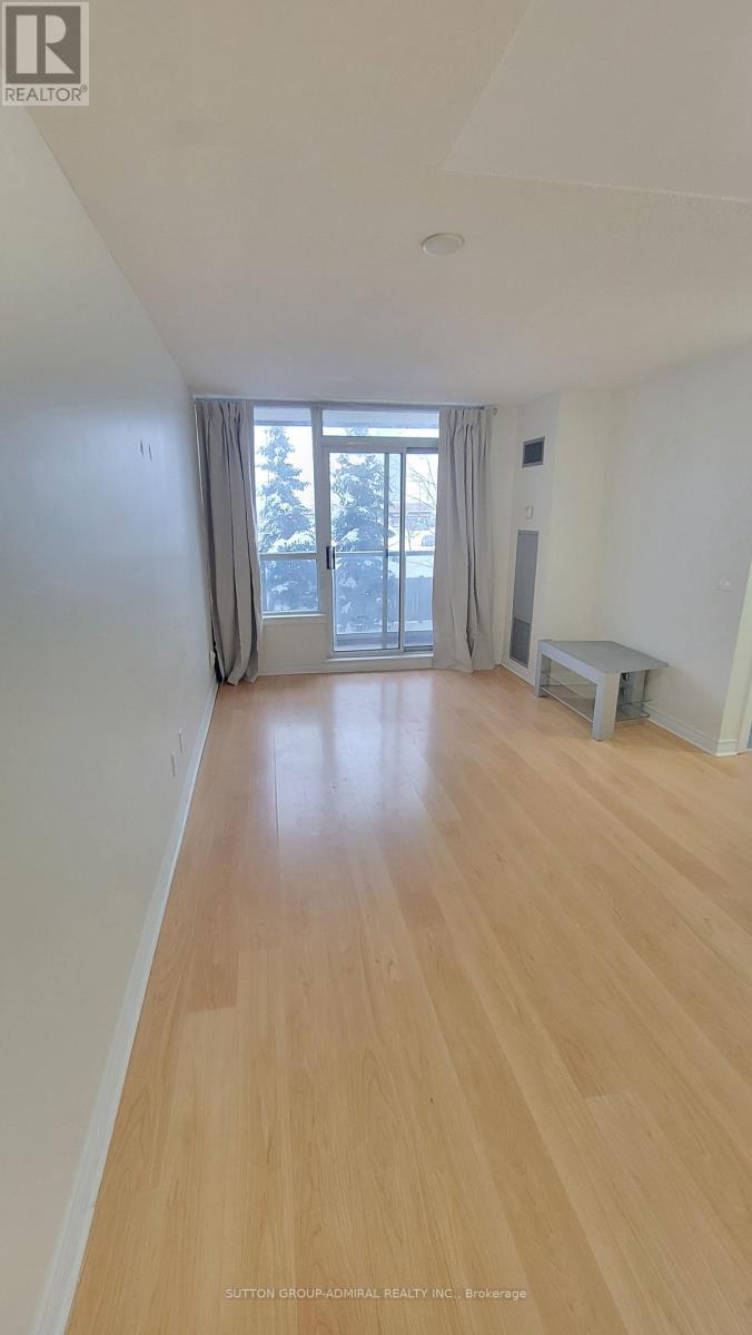 201 - 15 North Park Road, Vaughan, ON - Indoor Photo Showing Other Room