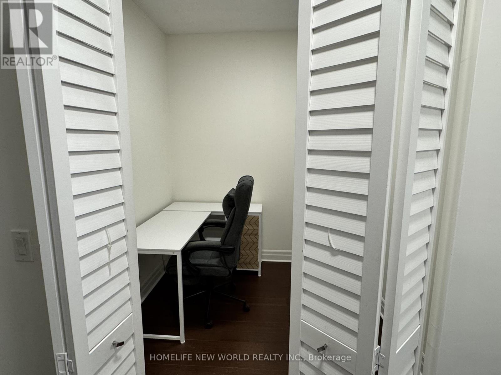 310 - 8110 Birchmount Road, Markham, ON - Indoor Photo Showing Other Room