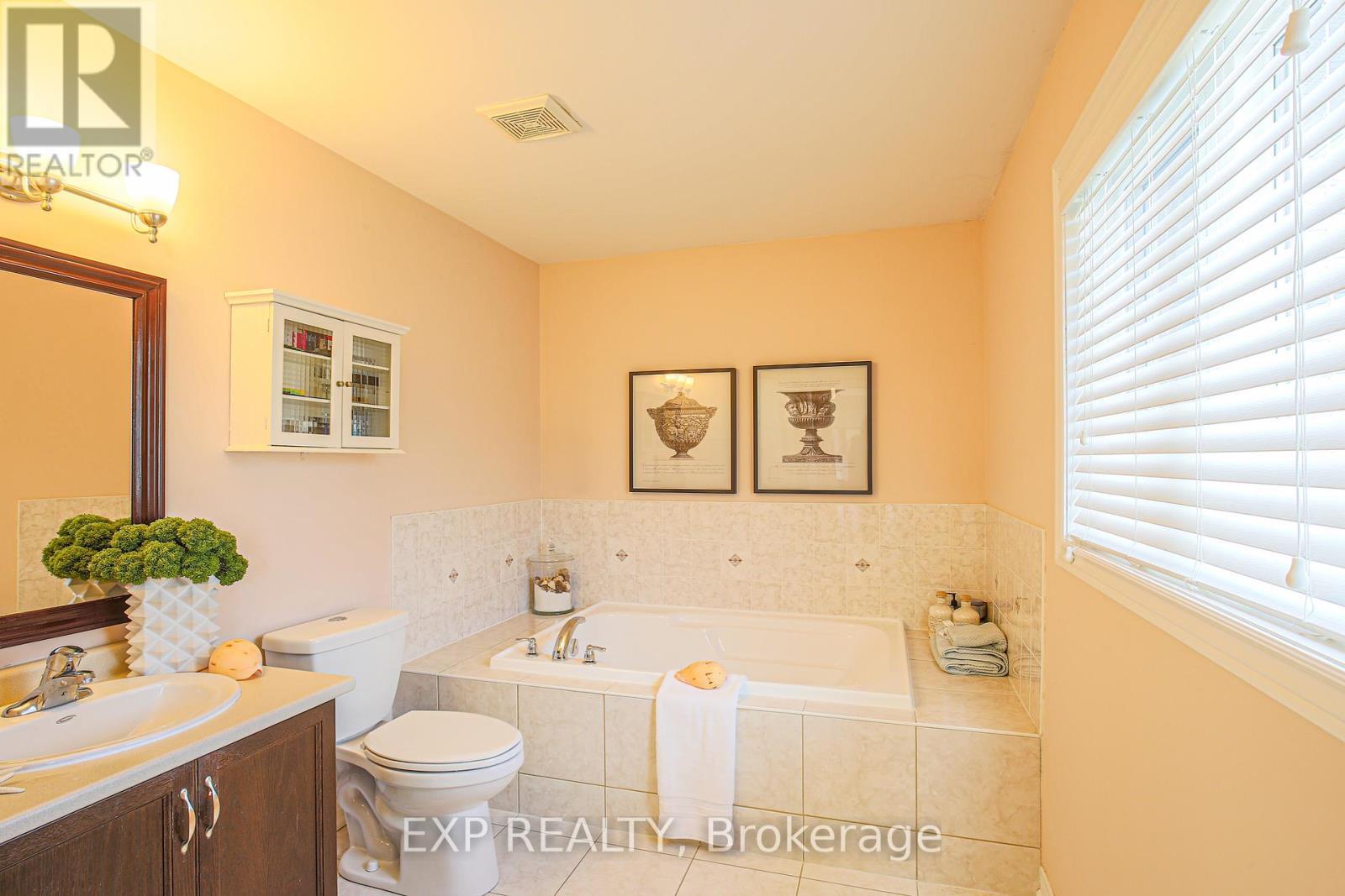 67 Pineforest Place, Markham, ON - Indoor Photo Showing Bathroom