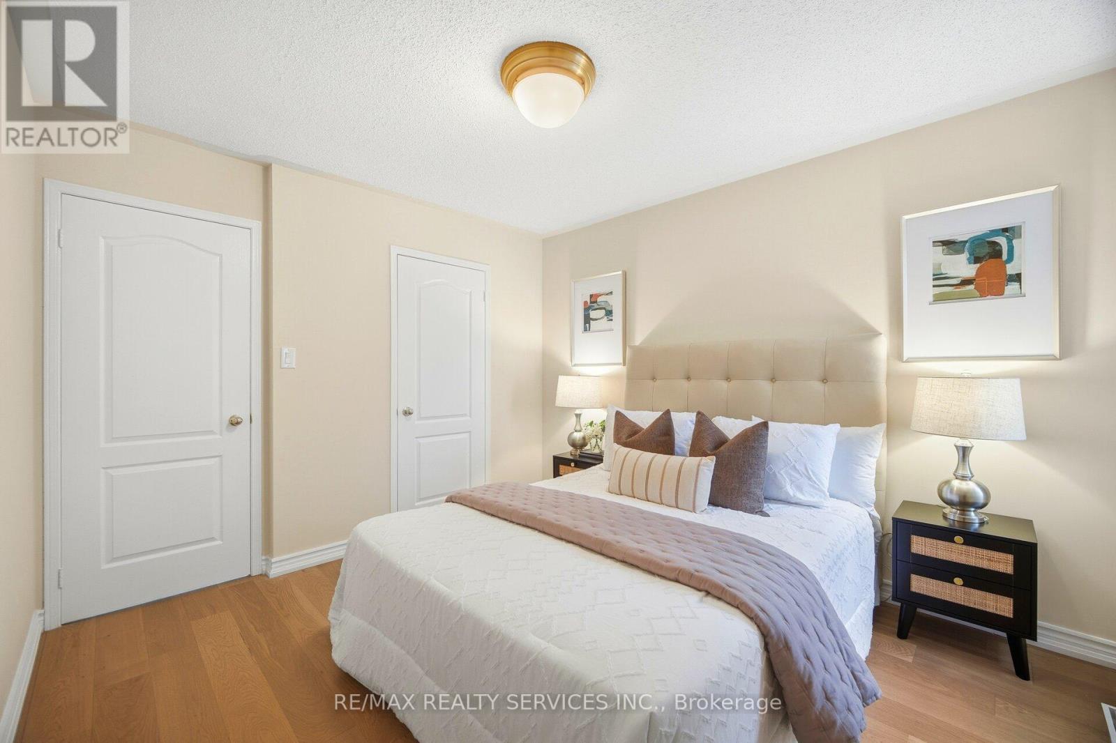 917 Joe Persechini Drive, Newmarket, ON - Indoor Photo Showing Bedroom