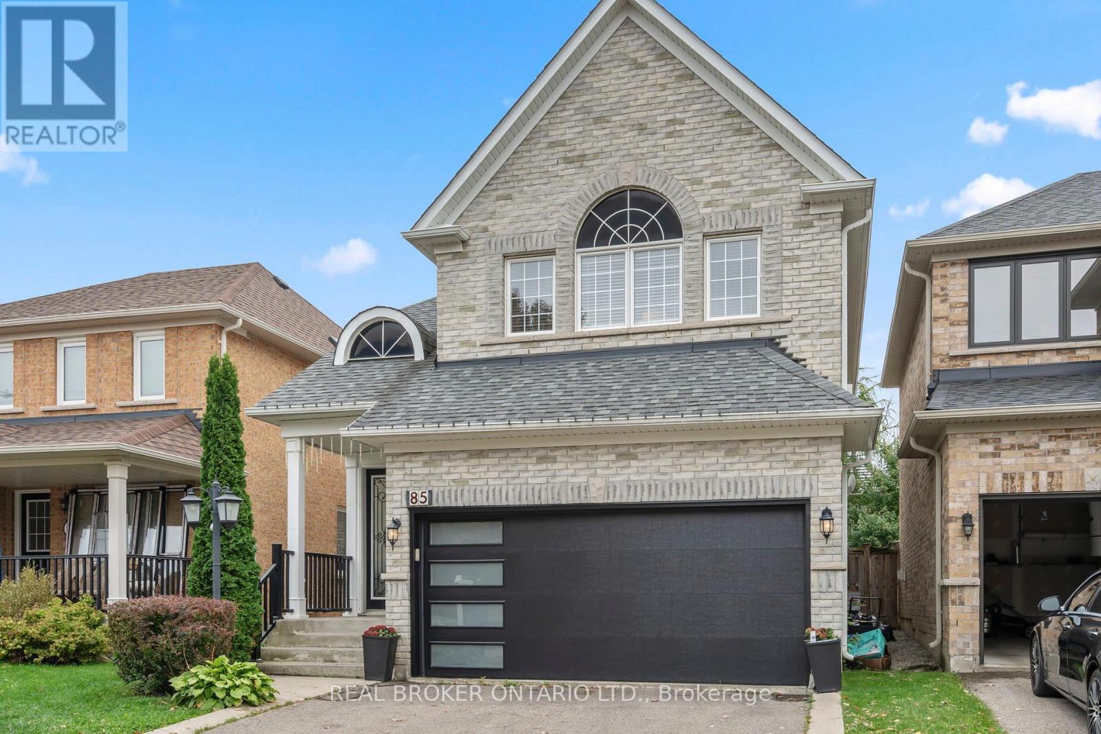 85 Laurier Avenue, Richmond Hill, ON - Outdoor With Facade
