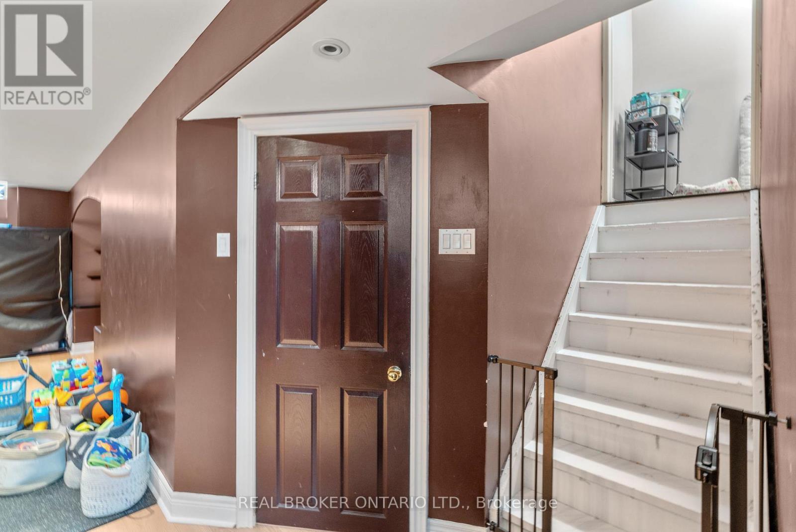 85 Laurier Avenue, Richmond Hill, ON - Indoor Photo Showing Other Room