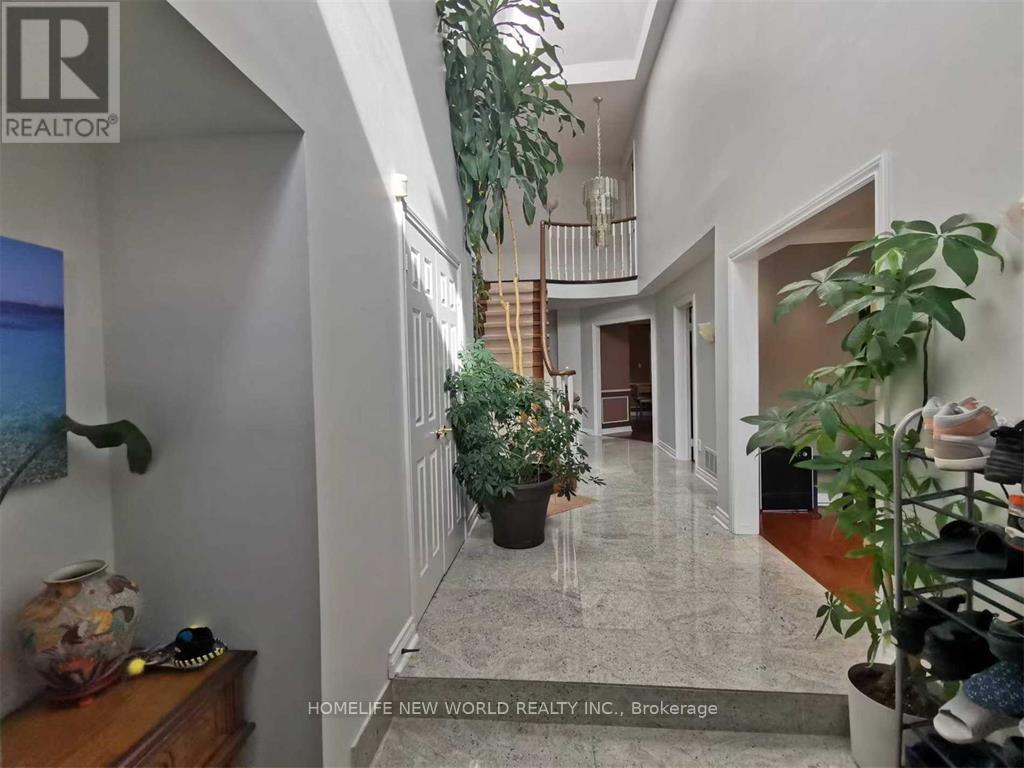 40 Ashdown Crescent, Richmond Hill, ON -