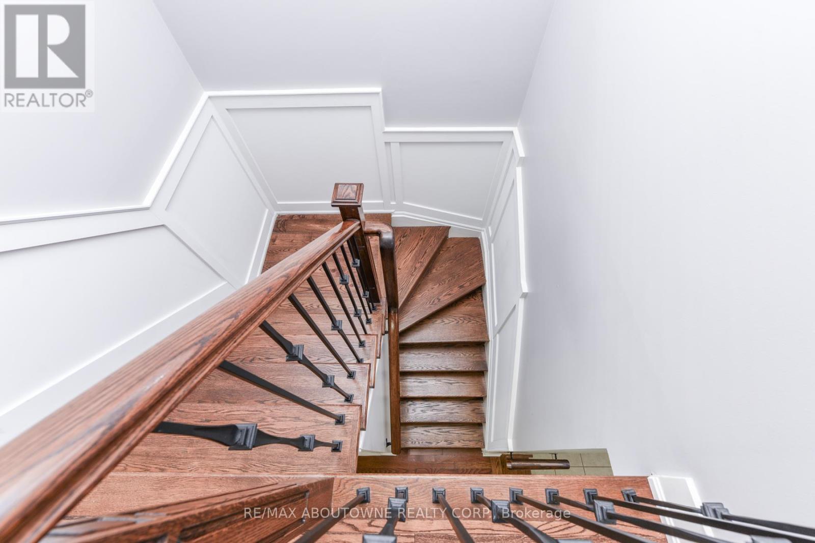 32 Lockheed Crescent, Brampton, ON - Indoor Photo Showing Other Room