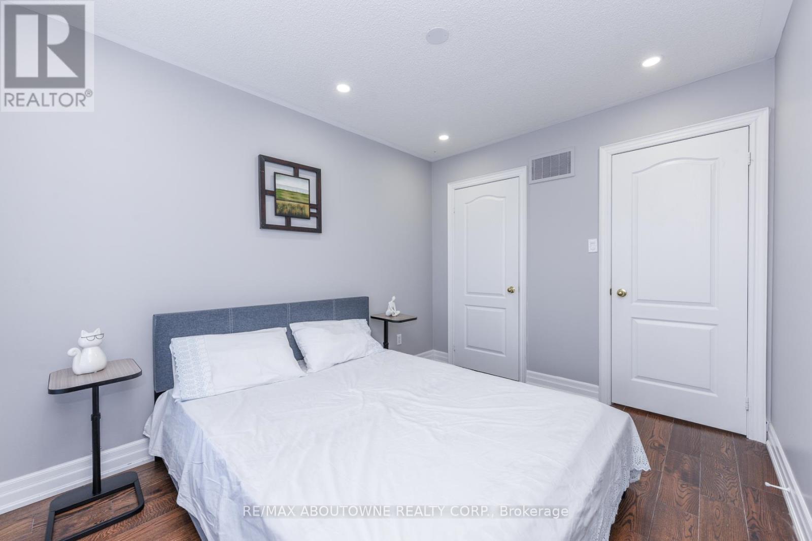 32 Lockheed Crescent, Brampton, ON - Indoor Photo Showing Bedroom