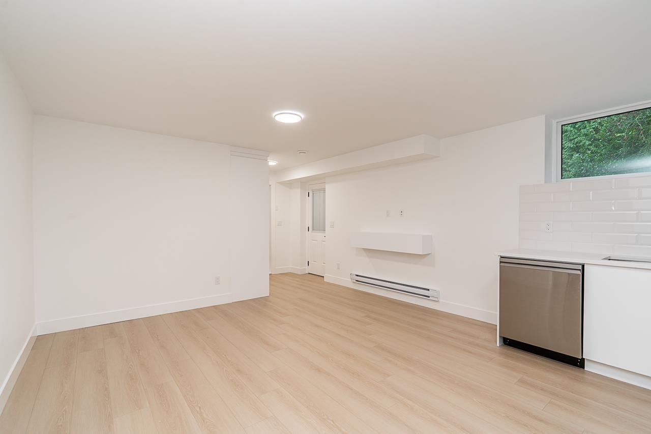 24430 56 Avenue, Langley, BC - Indoor Photo Showing Other Room