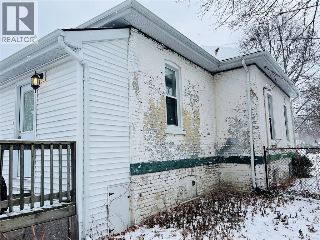 129 Samuel Street, Sarnia, ON