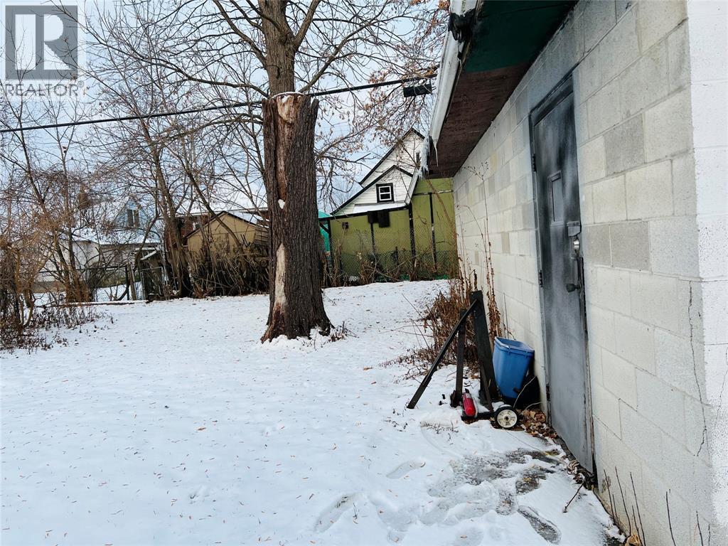 129 Samuel Street, Sarnia, ON