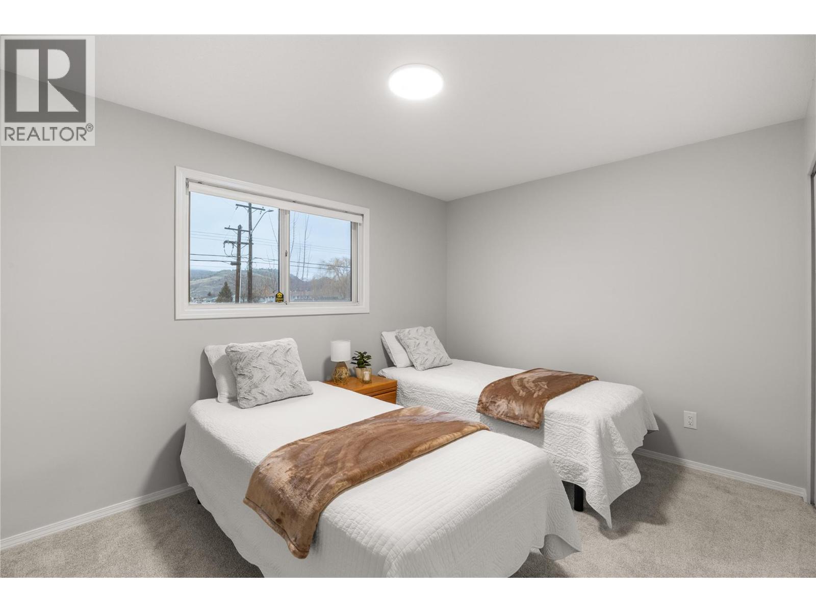 3096 South Main Street Unit# 23, Penticton, BC - Indoor Photo Showing Bedroom