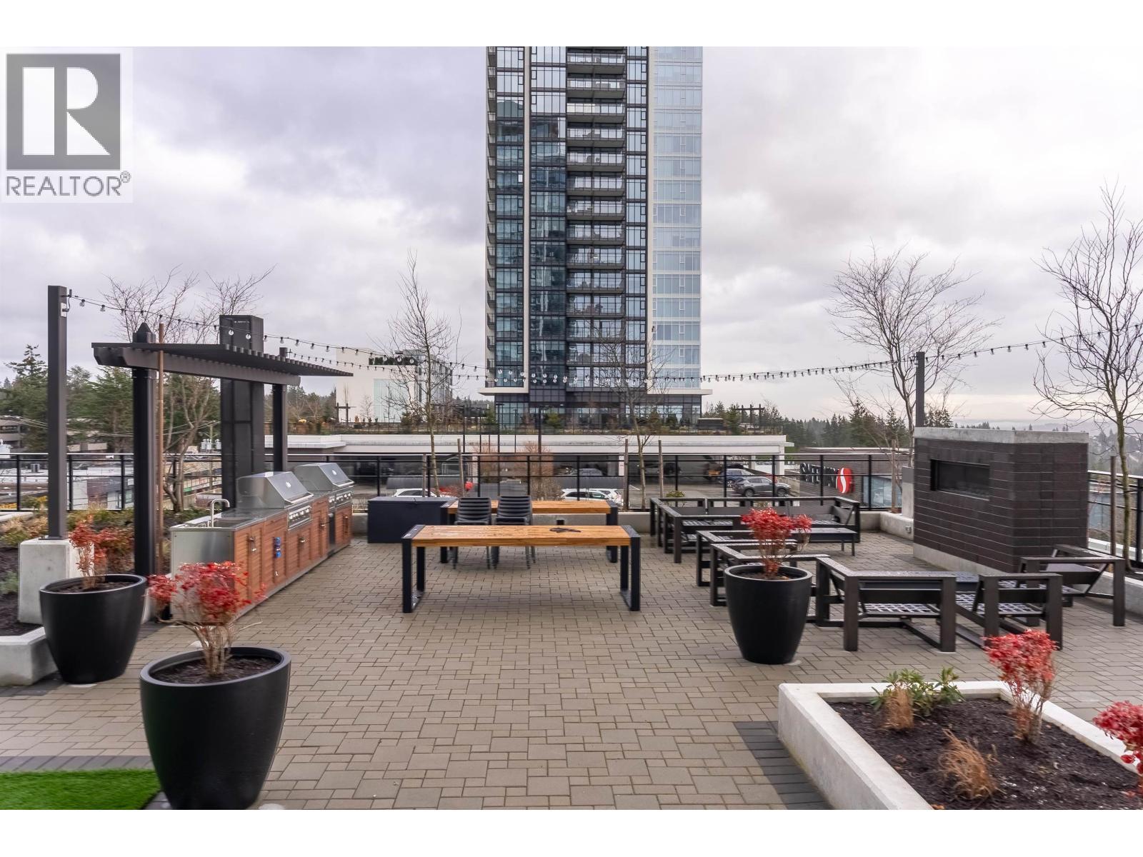 2307 505 Nelson Street, Coquitlam, BC - Outdoor