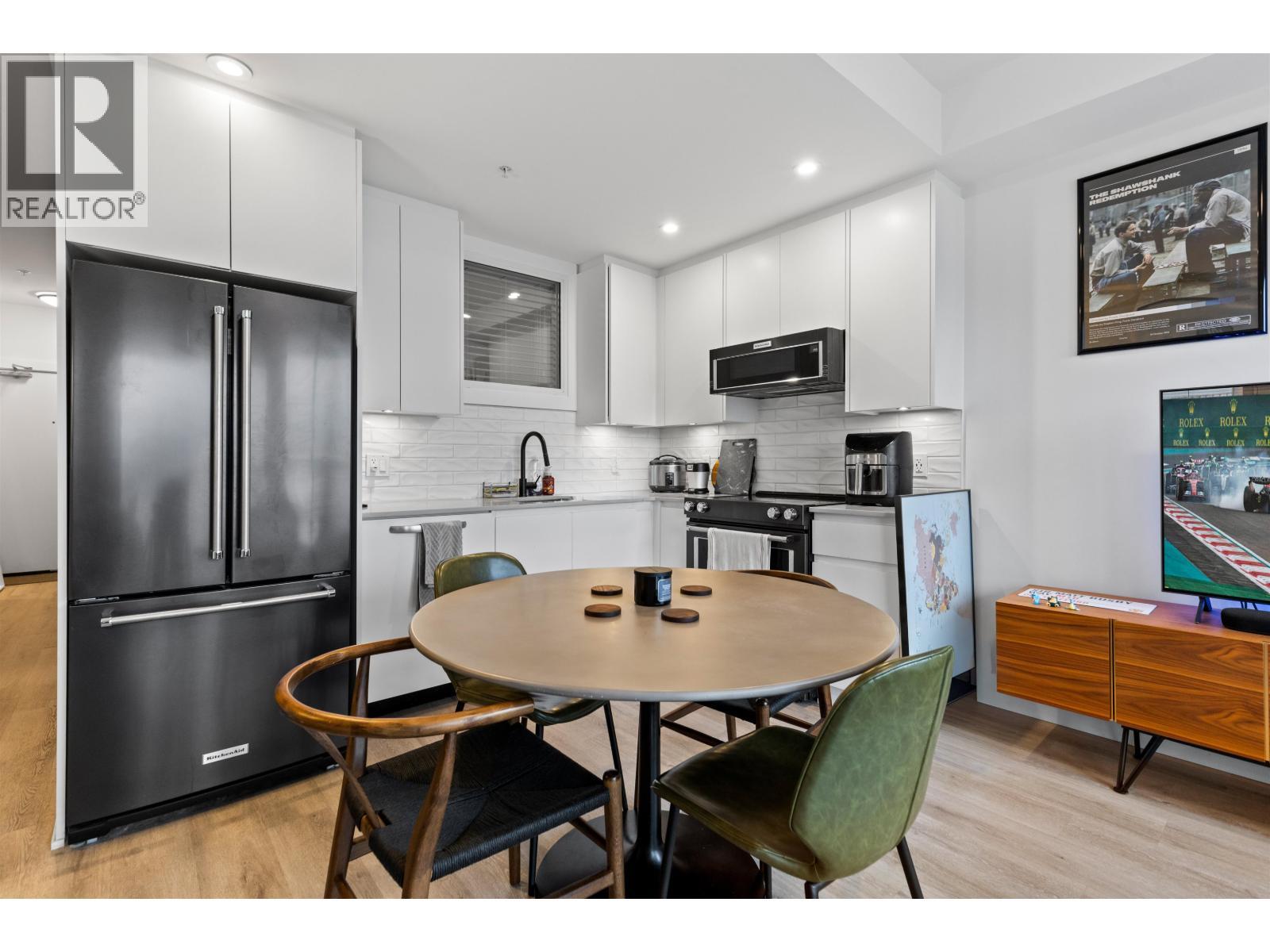 2404 2180 Kelly Avenue, Port Coquitlam, BC - Indoor