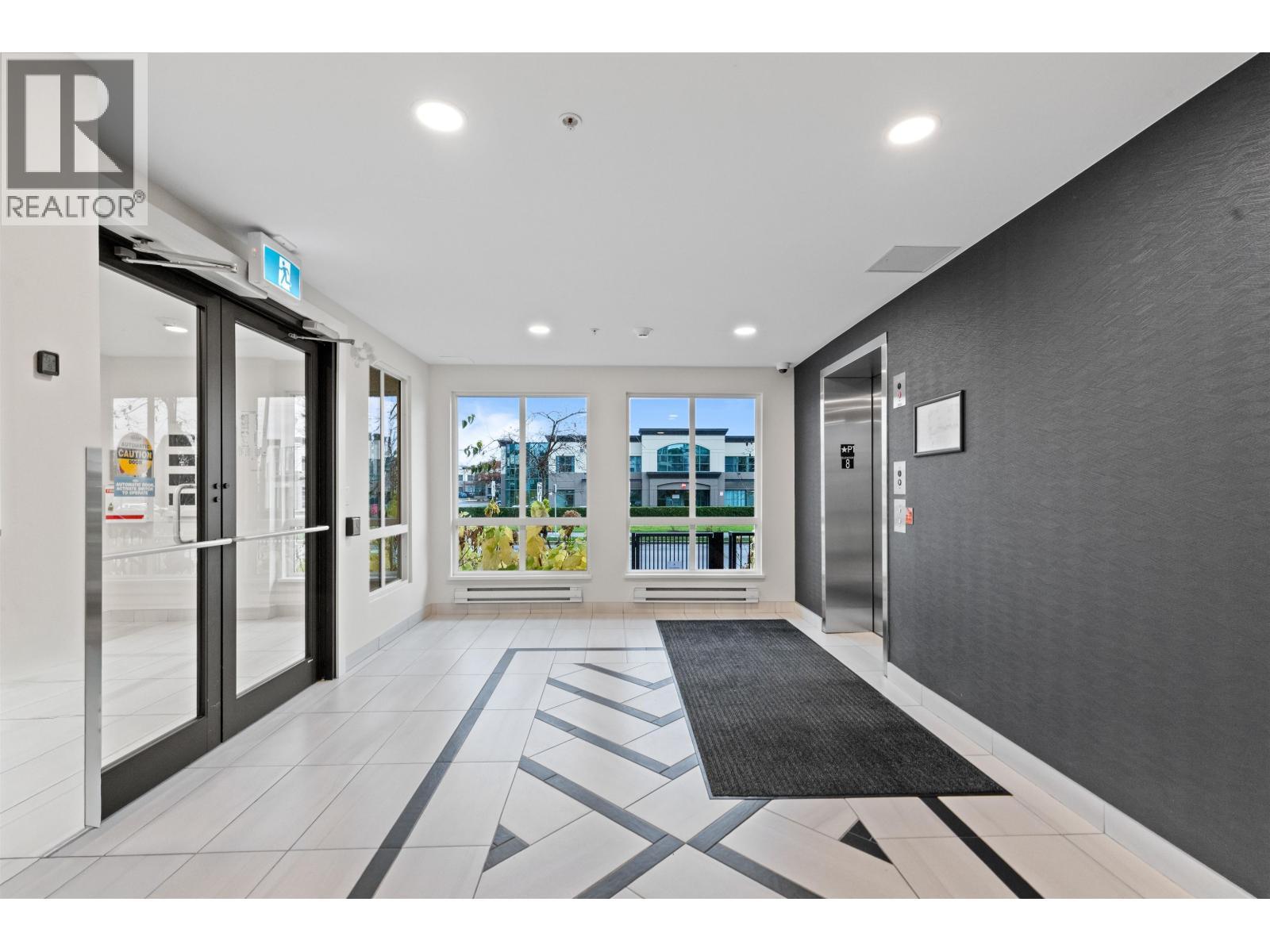 2404 2180 Kelly Avenue, Port Coquitlam, BC - Indoor Photo Showing Other Room