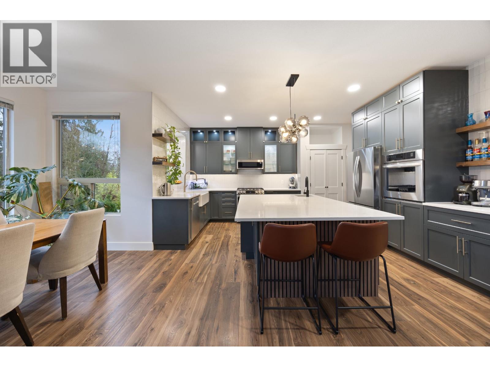 24440 Mcclure Drive, Maple Ridge, BC - Indoor