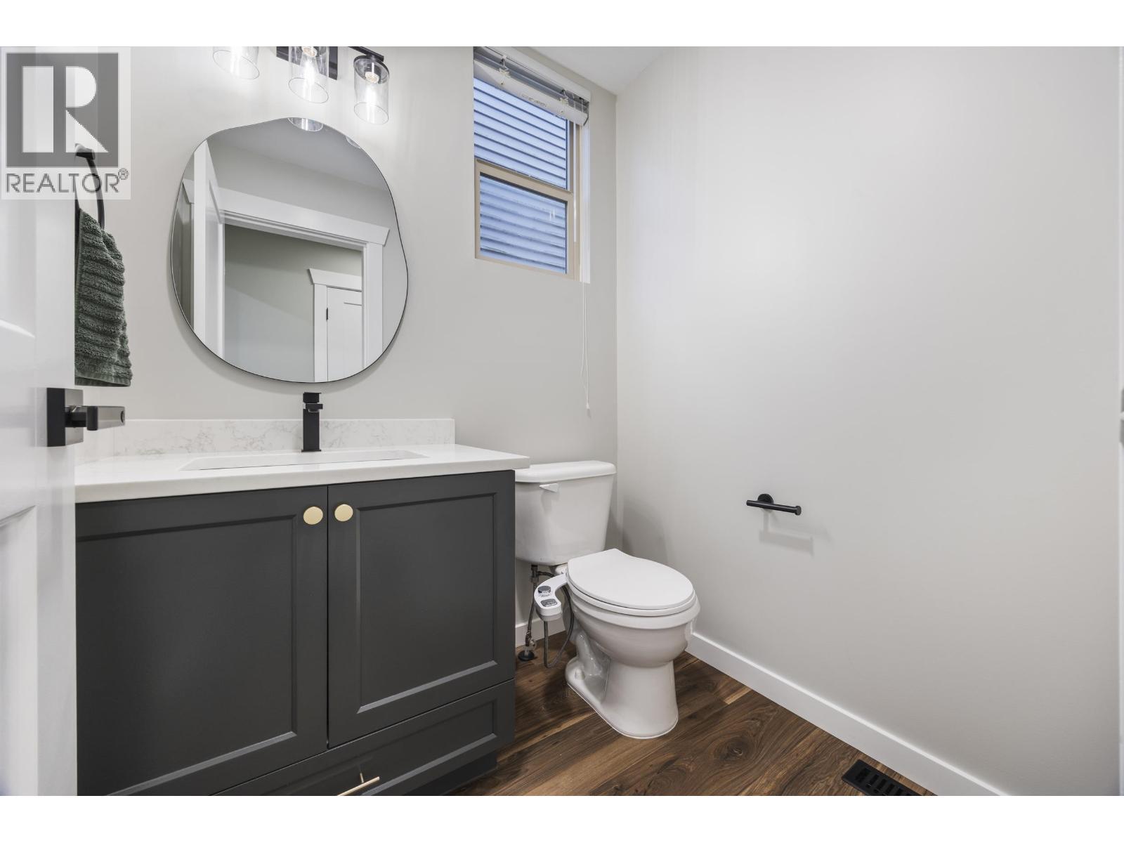 24440 Mcclure Drive, Maple Ridge, BC - Indoor Photo Showing Bathroom