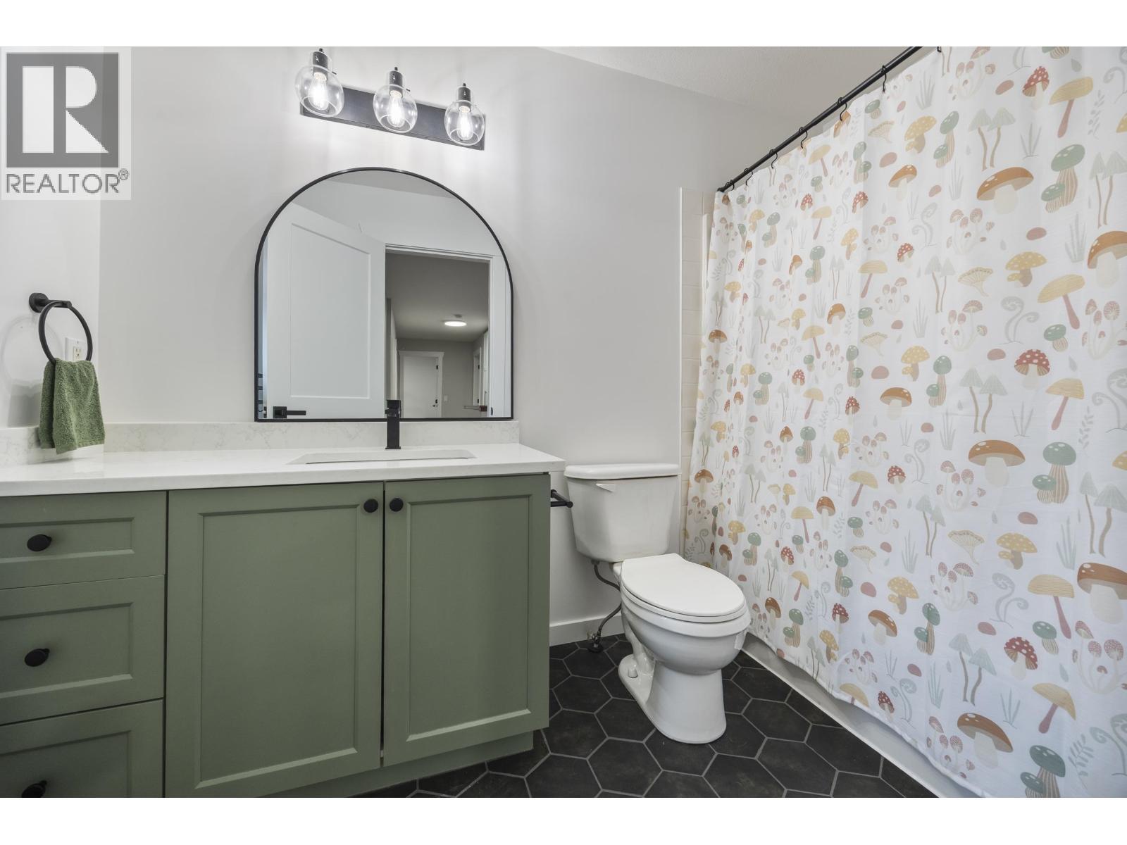 24440 Mcclure Drive, Maple Ridge, BC - Indoor Photo Showing Bathroom