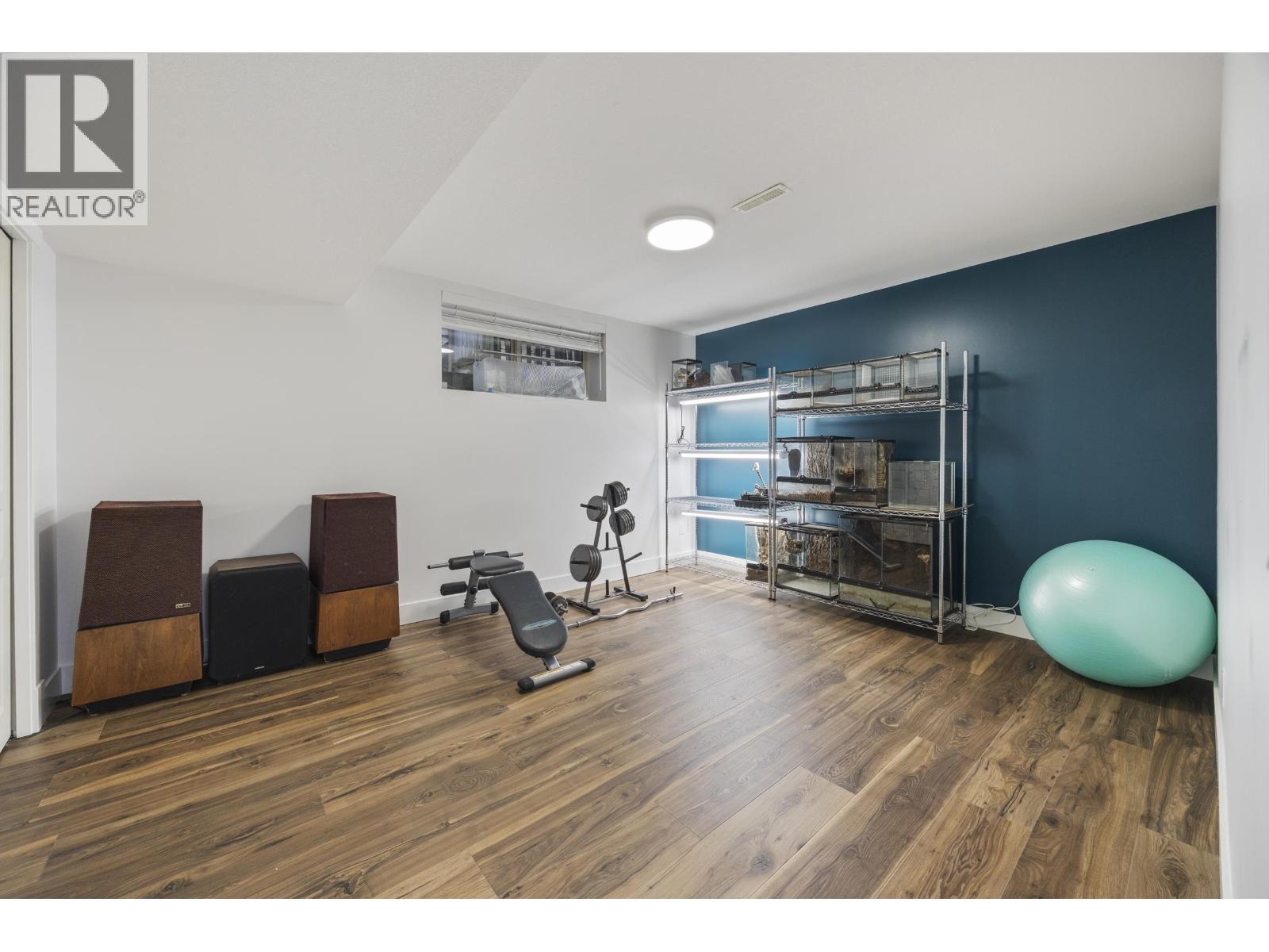 24440 Mcclure Drive, Maple Ridge, BC - Indoor