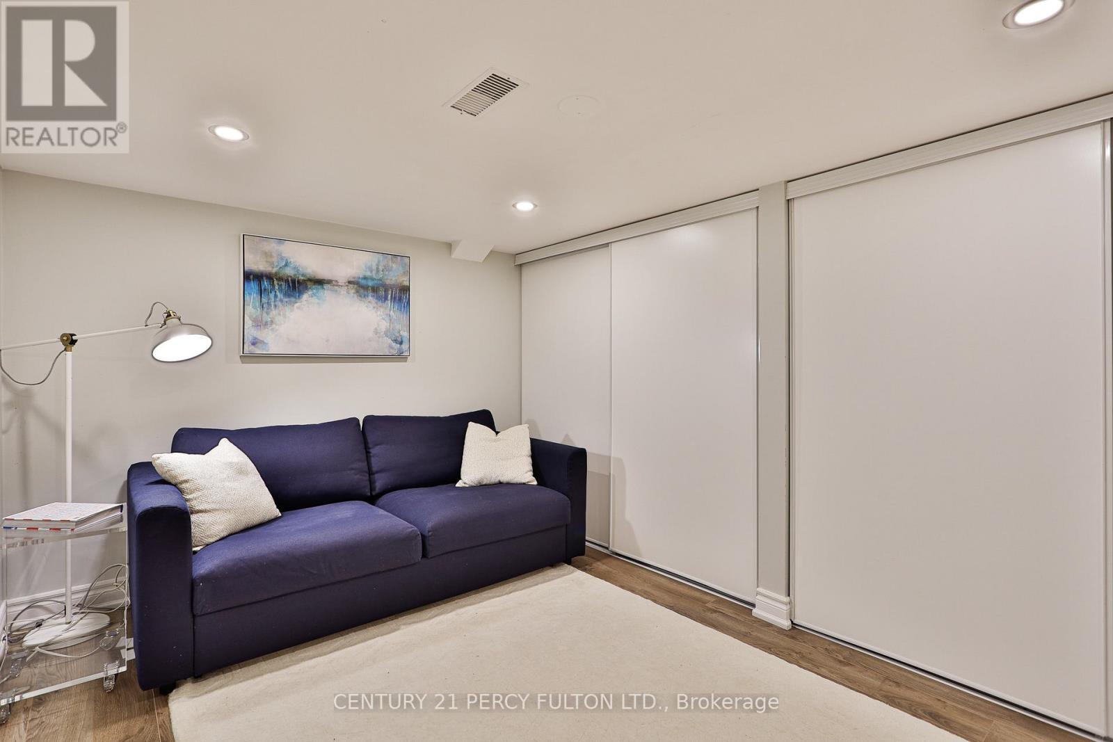 536 Crawford Street, Toronto, ON - Indoor