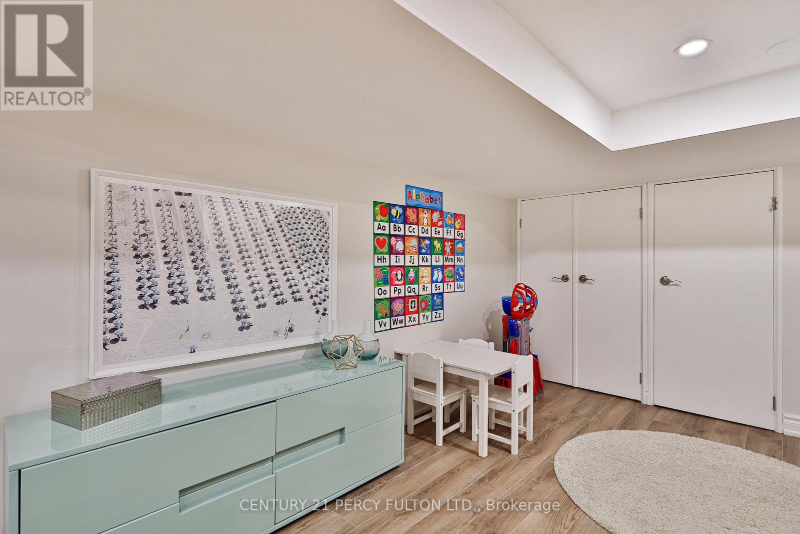 536 Crawford Street, Toronto, ON - Indoor Photo Showing Other Room