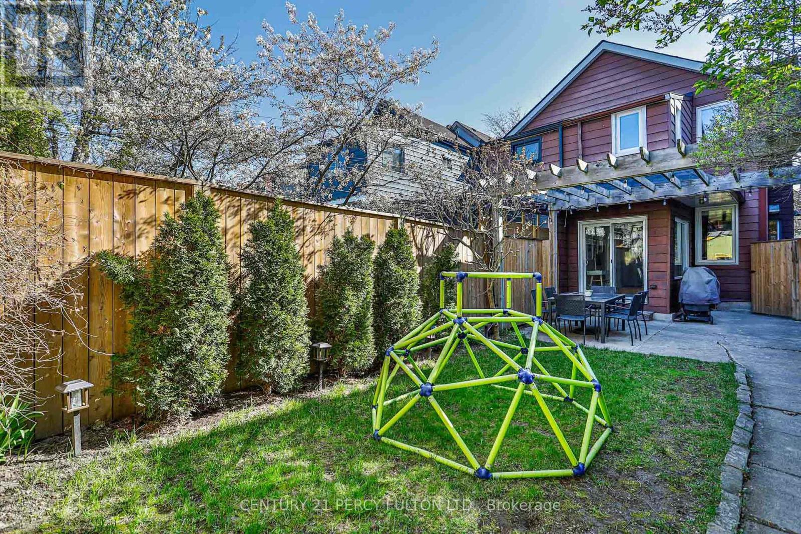 536 Crawford Street, Toronto, ON - Outdoor With Deck Patio Veranda