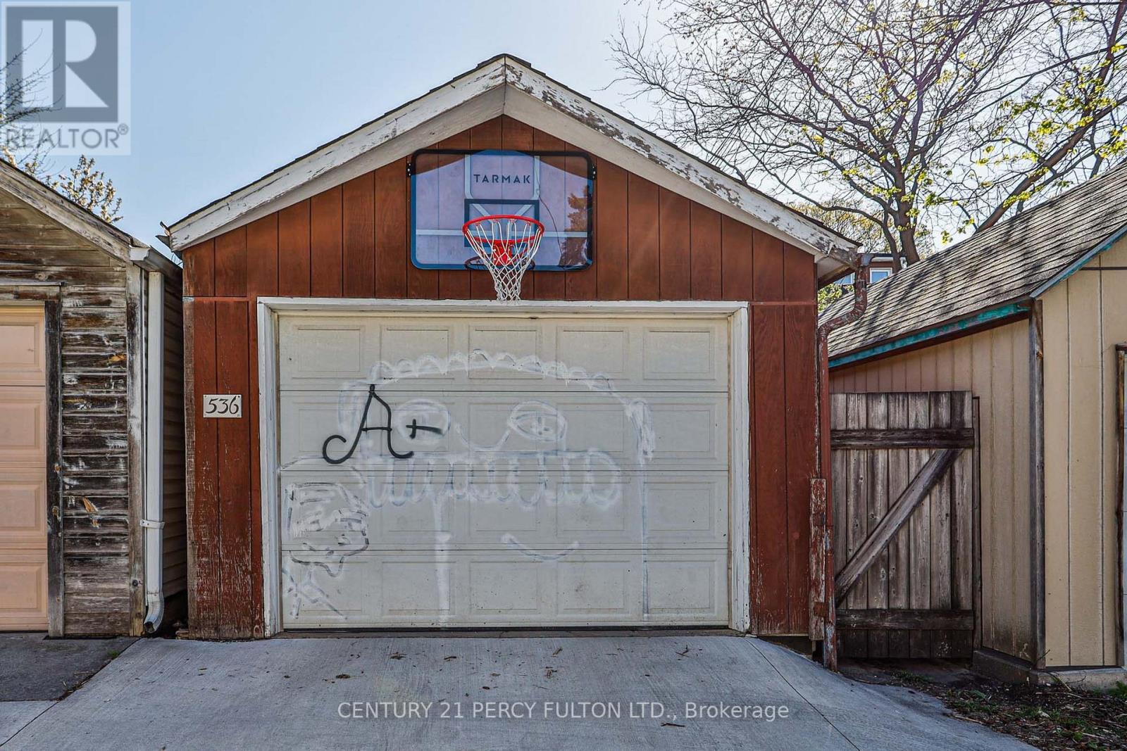 536 Crawford Street, Toronto, ON - Outdoor