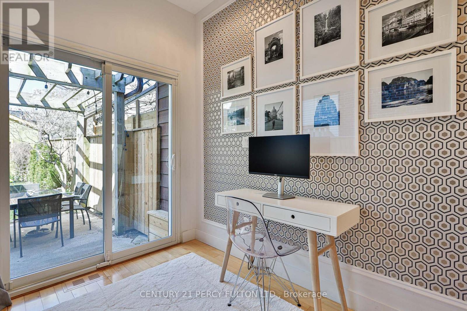 536 Crawford Street, Toronto, ON - Indoor Photo Showing Other Room