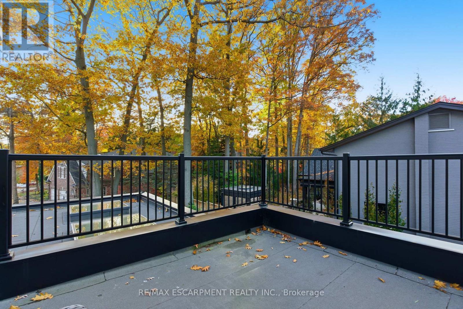 1380 Birchwood Heights Drive, Mississauga, ON - Outdoor