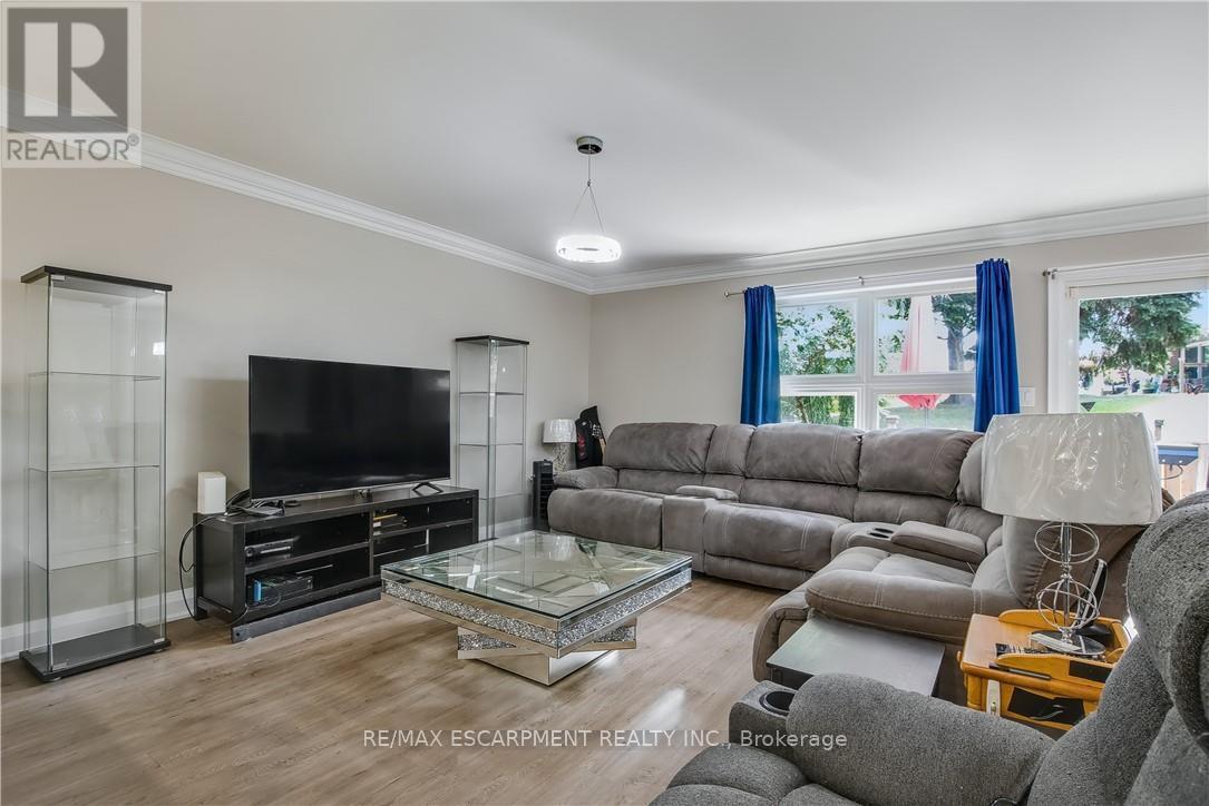 13 Sister Varga Terrace, Hamilton, ON