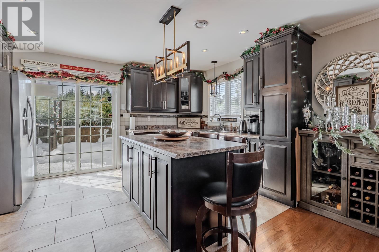 49 Magee Drive, Paradise, NL - Indoor Photo Showing Kitchen