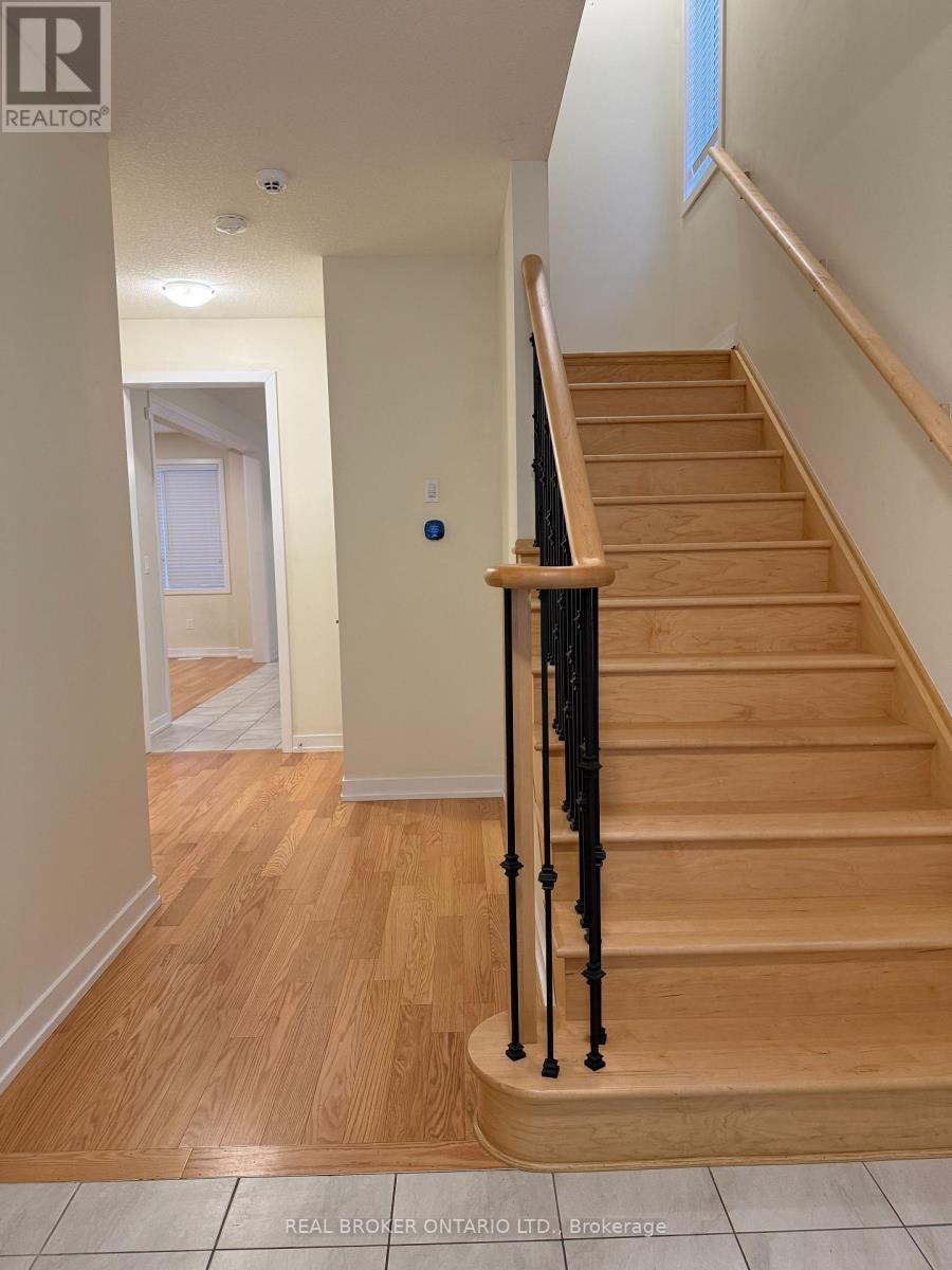 90 Sunflower Crescent, Thorold (Hurricane/Merrittville), ON - Indoor Photo Showing Other Room