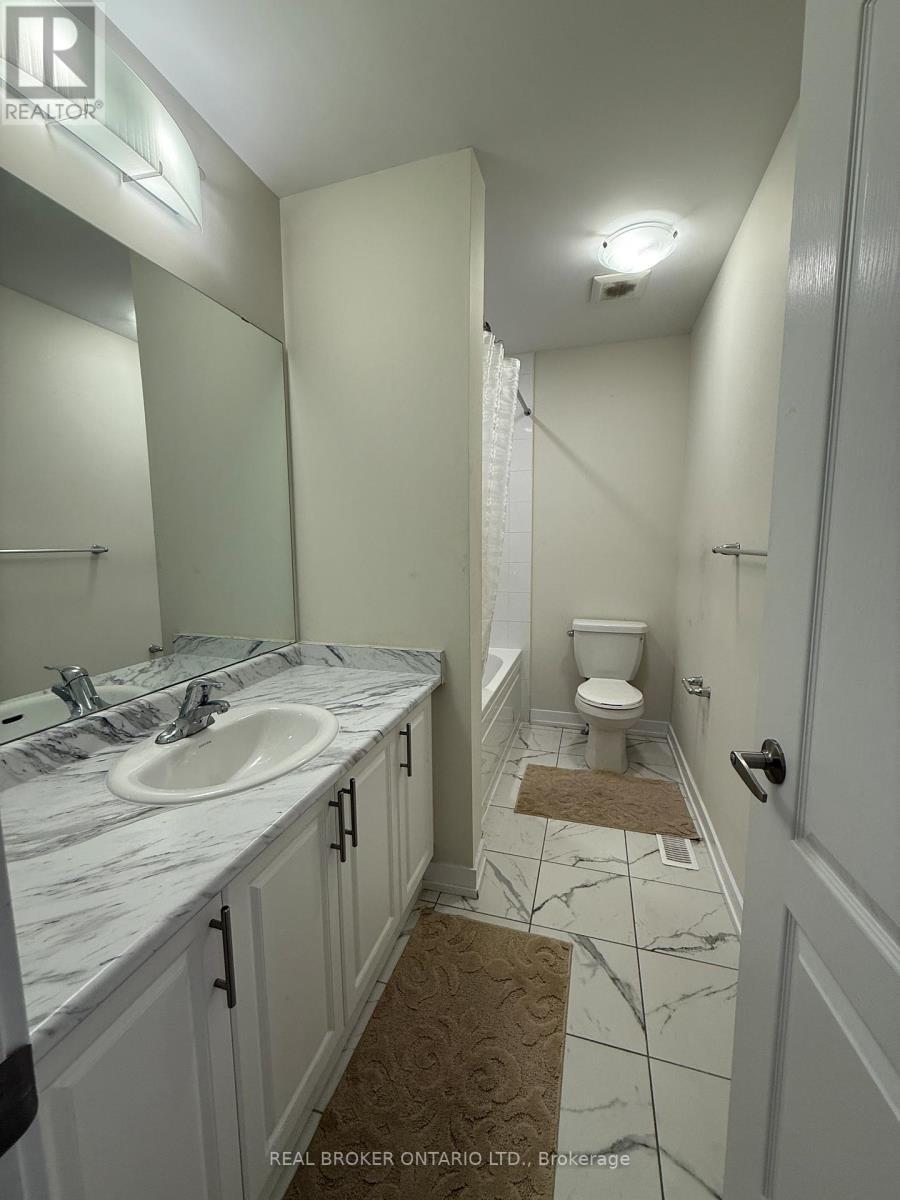 90 Sunflower Crescent, Thorold (Hurricane/Merrittville), ON - Indoor Photo Showing Bathroom