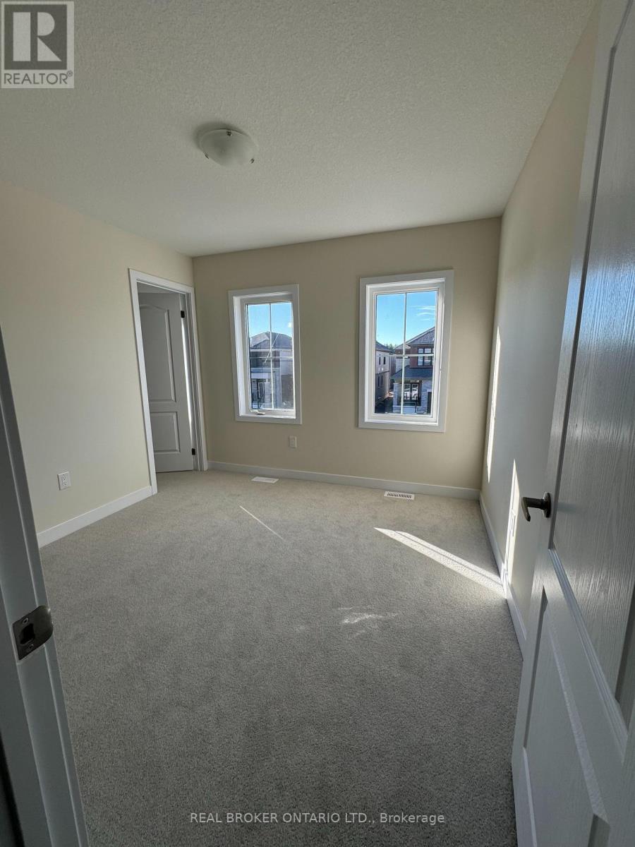 90 Sunflower Crescent, Thorold (Hurricane/Merrittville), ON - Indoor Photo Showing Other Room