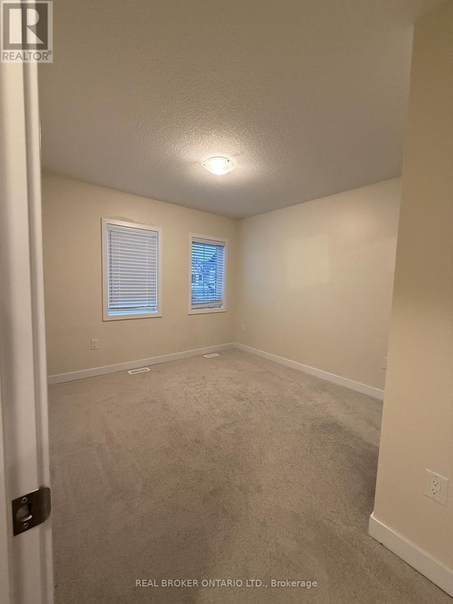 90 Sunflower Crescent, Thorold (Hurricane/Merrittville), ON - Indoor Photo Showing Other Room