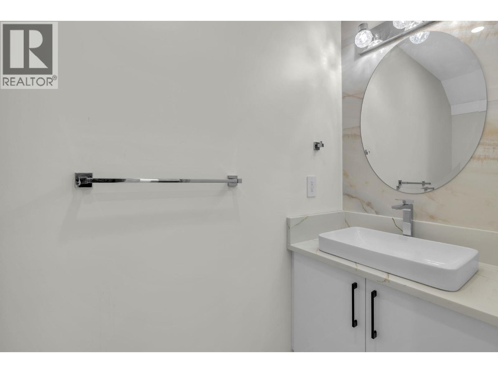 4325 Kamloops Street, Vancouver, BC