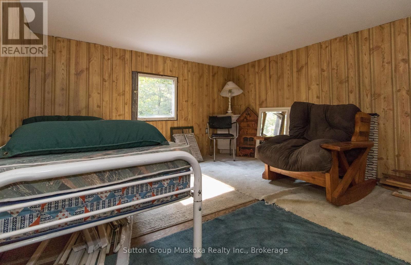 sleeping available on second level - 0 Lynx Lake Road, Huntsville (Brunel), ON