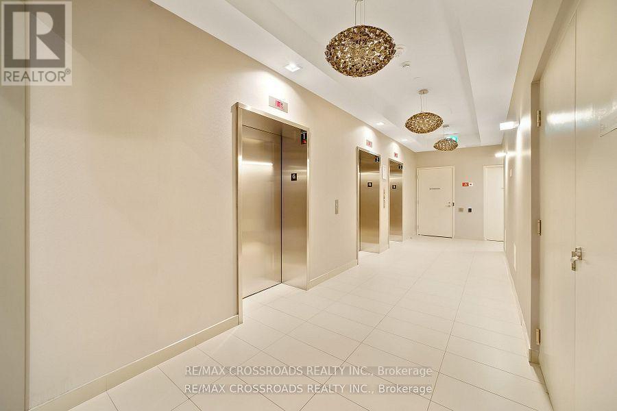 1910 - 20 Meadowglen Place, Toronto, ON