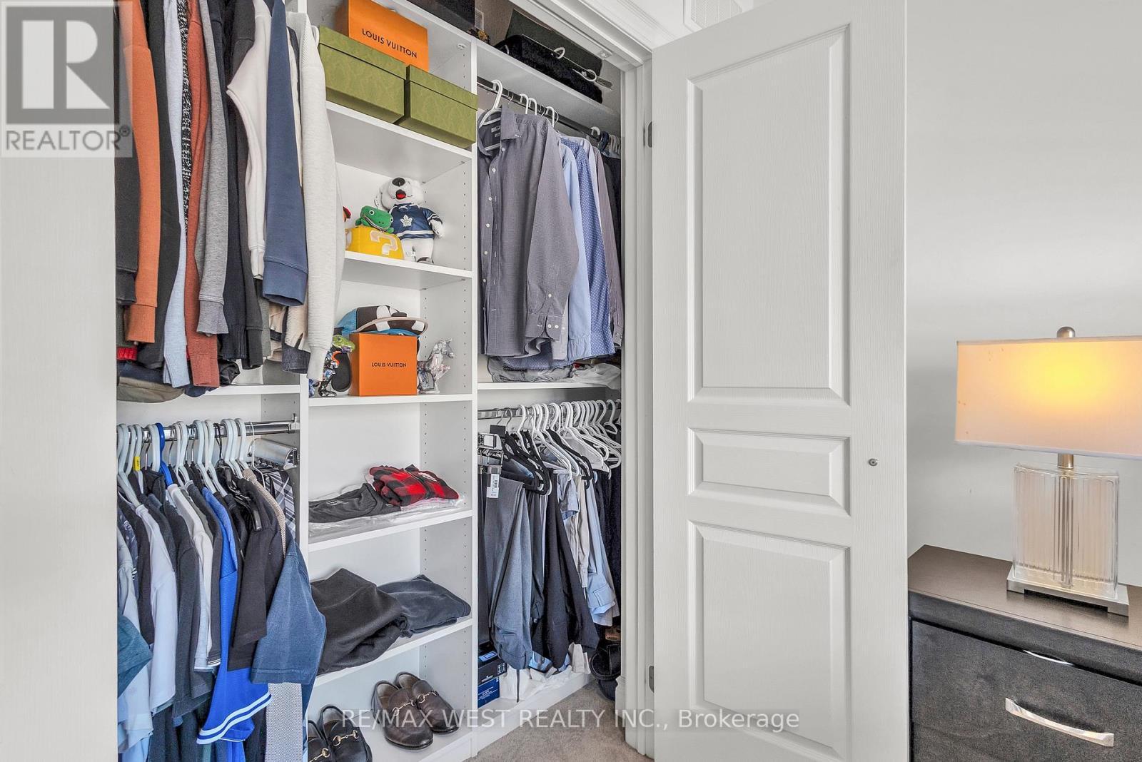 353 Moody Drive, Vaughan, ON - Indoor With Storage