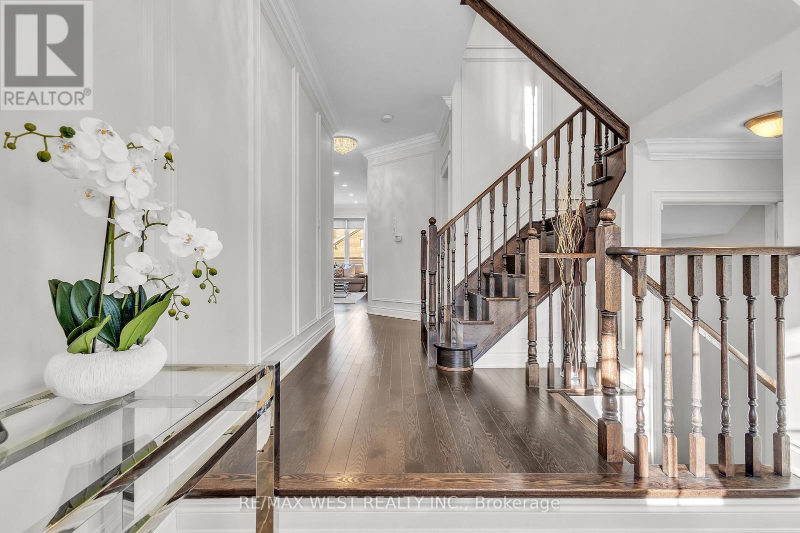 353 Moody Drive, Vaughan, ON - Indoor Photo Showing Other Room