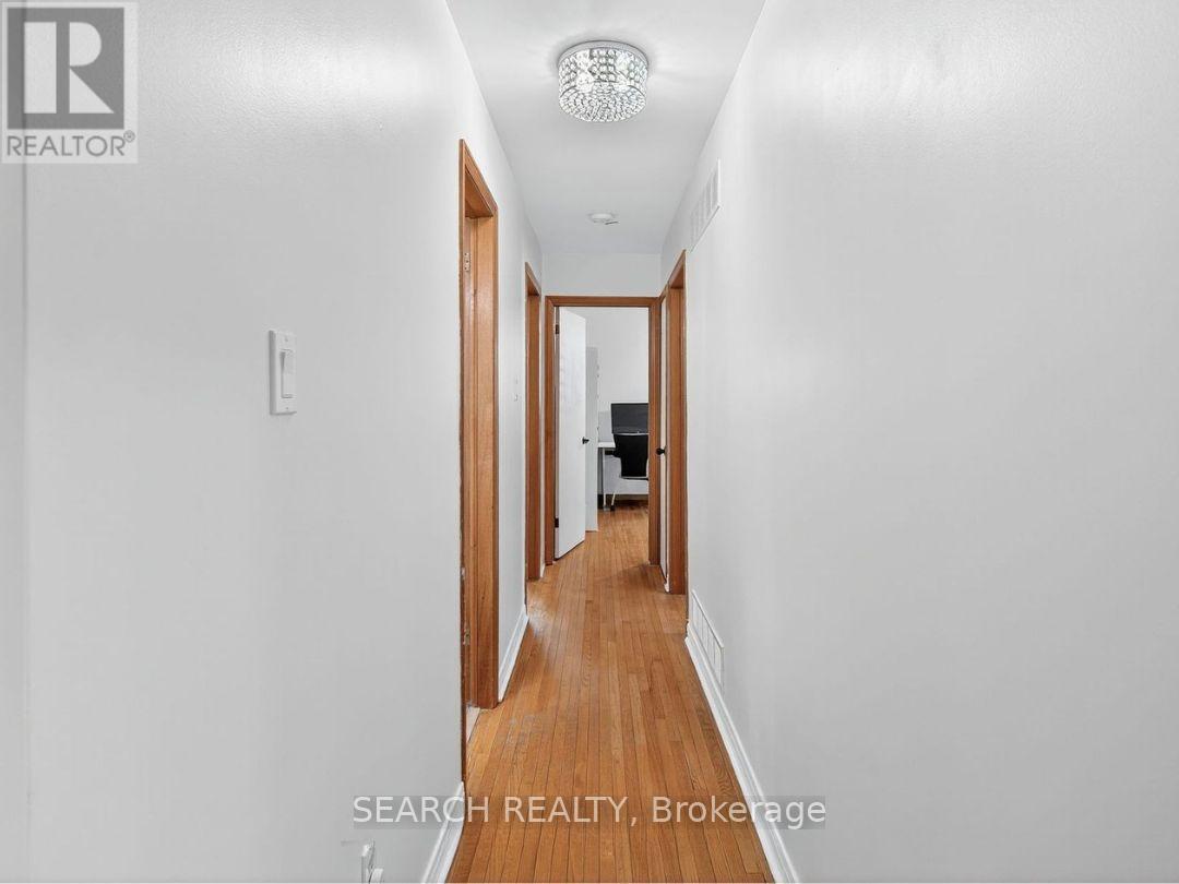 Upper - 27 Hickorynut Drive, Toronto, ON - Photo Showing Other Room