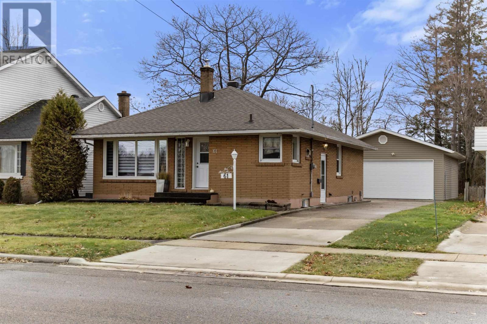 61 Mccrea St, Sault Ste. Marie, ON