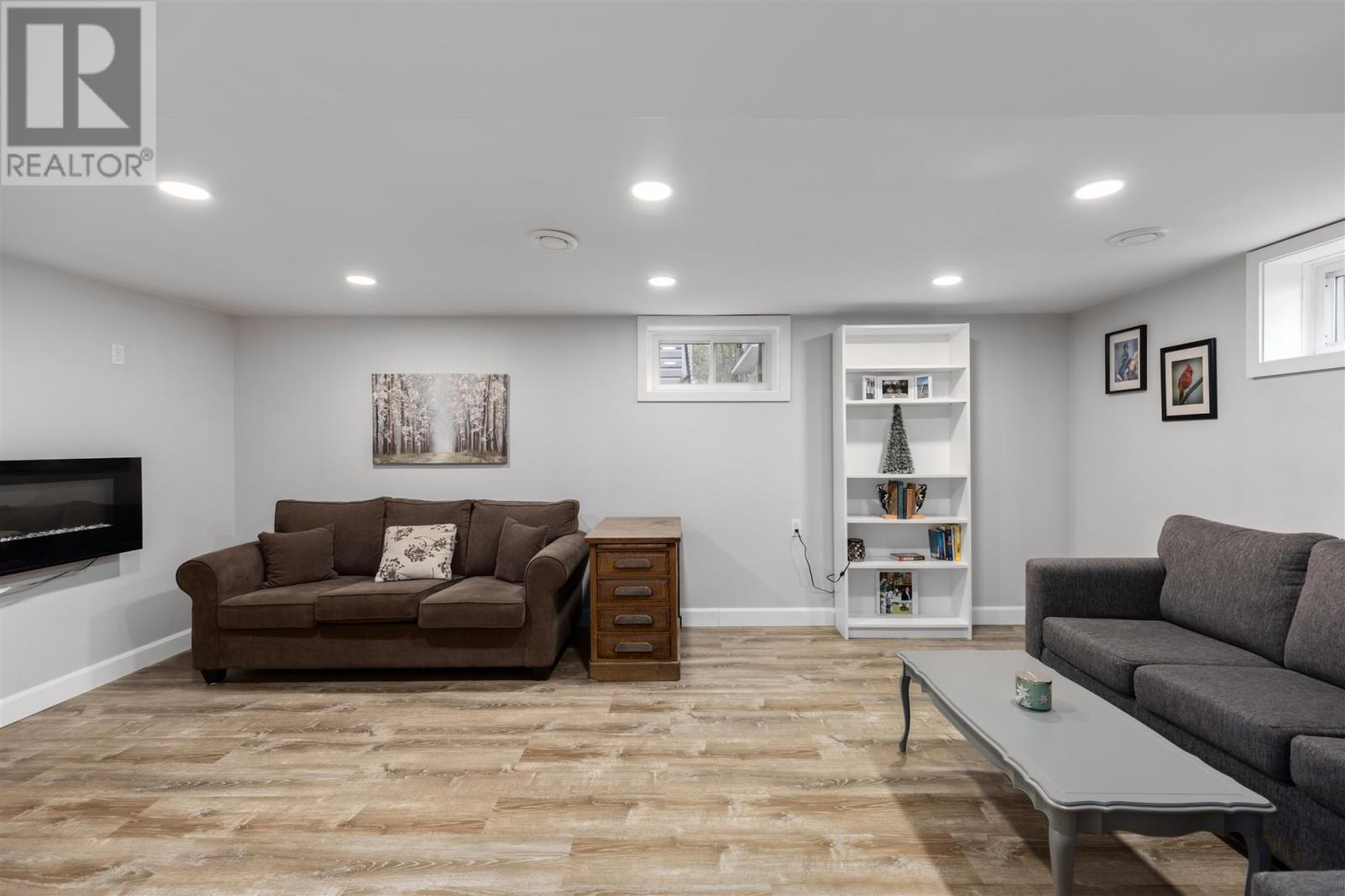 61 Mccrea St, Sault Ste. Marie, ON