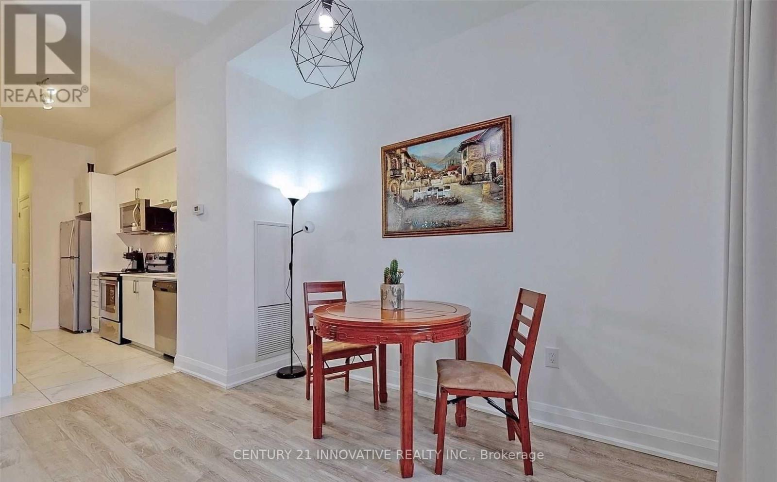 227 - 2800 Keele Street, Toronto, ON - Indoor Photo Showing Dining Room