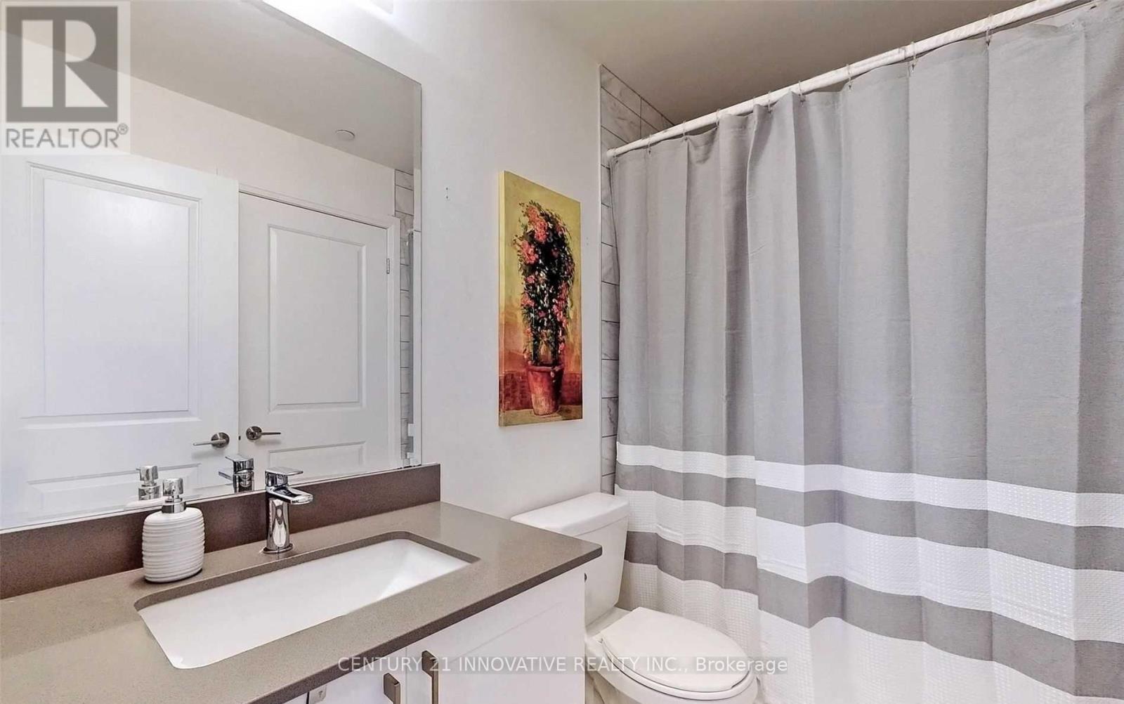 227 - 2800 Keele Street, Toronto, ON - Indoor Photo Showing Bathroom