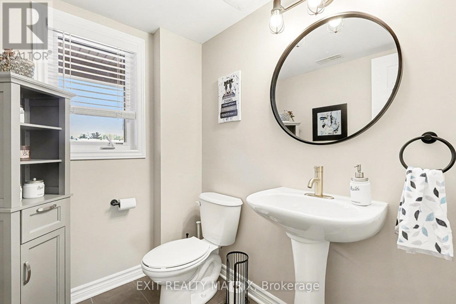 2 - 1124 Docteur Corbeil Boulevard, Clarence-Rockland, ON - Indoor Photo Showing Bathroom