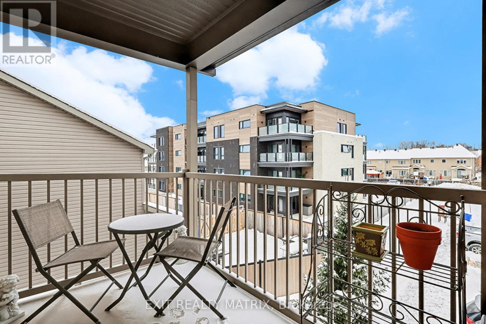 2 - 1124 Docteur Corbeil Boulevard, Clarence-Rockland, ON - Outdoor With Balcony With Exterior