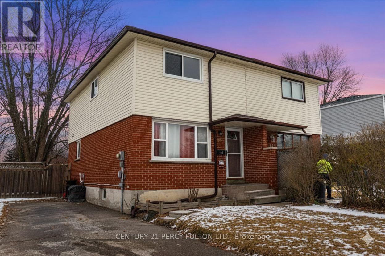 279 Vancouver Crescent, Oshawa, ON