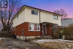 279 VANCOUVER CRESCENT Oshawa, ON L1J 2A1