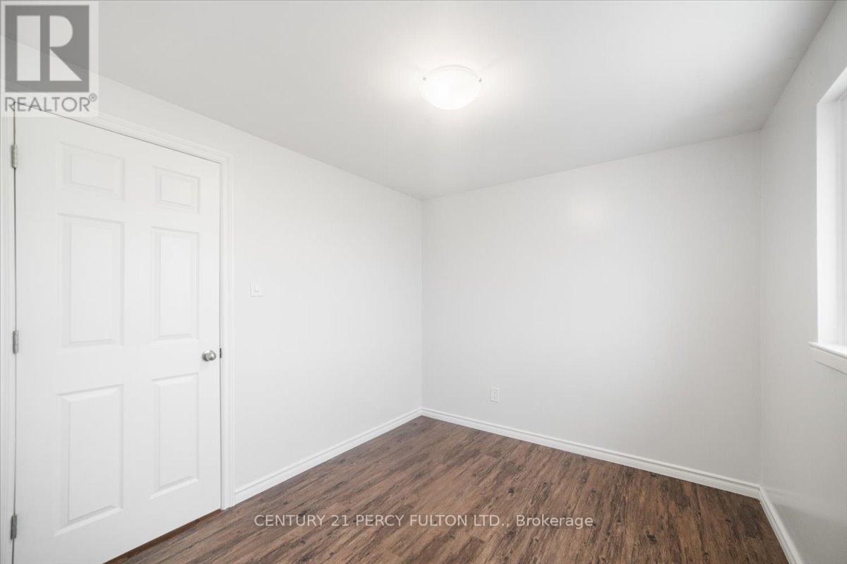 279 Vancouver Crescent, Oshawa, ON