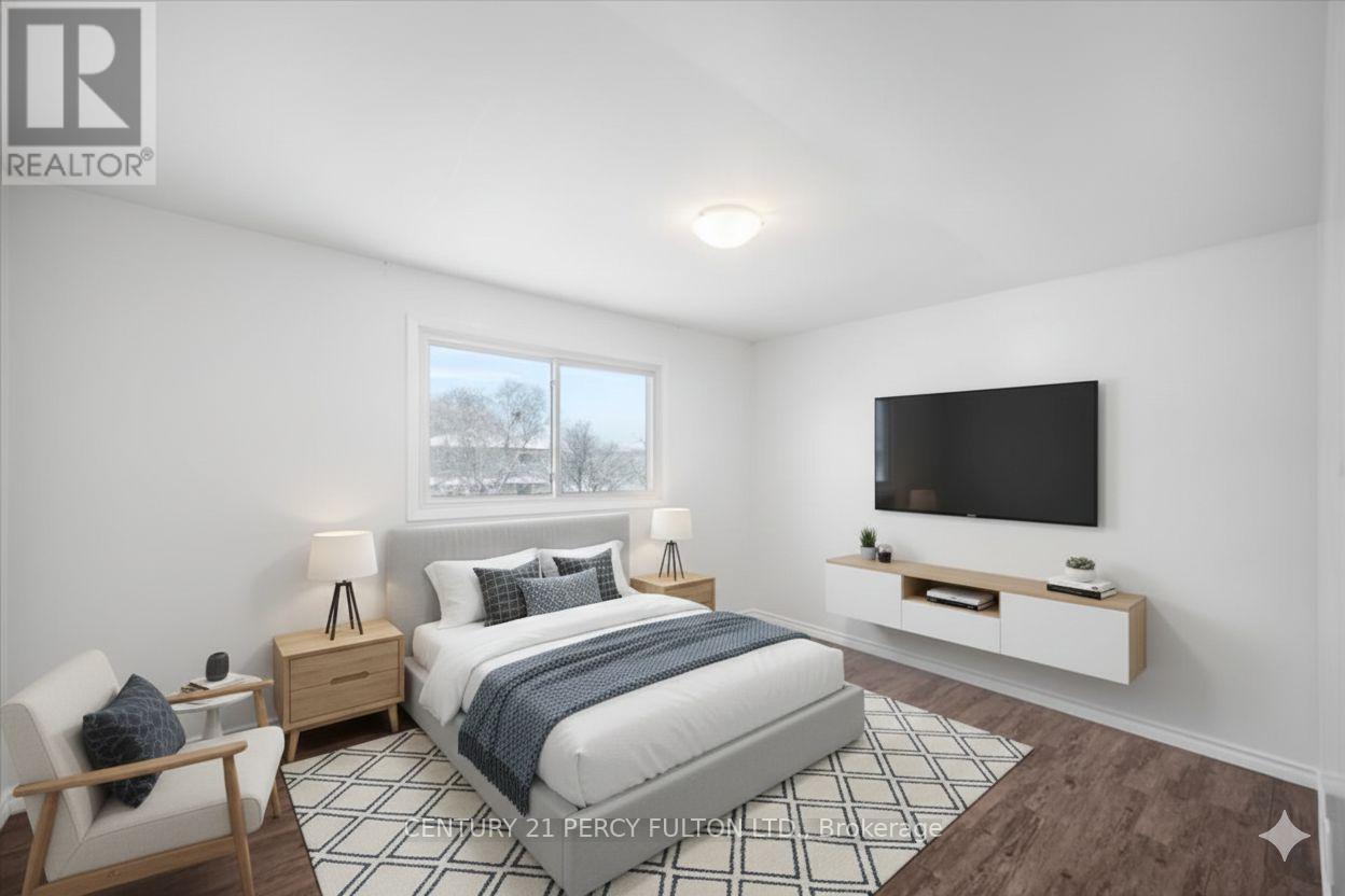 279 Vancouver Crescent, Oshawa, ON - Indoor Photo Showing Bedroom