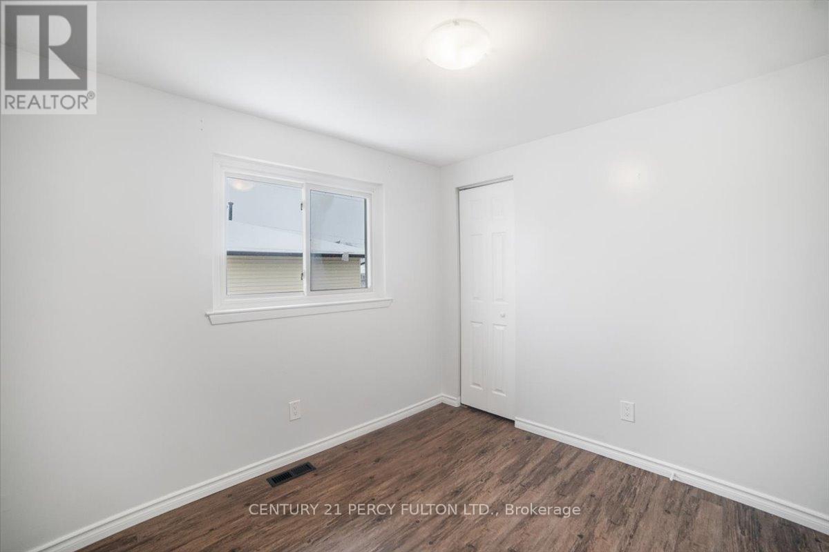 279 Vancouver Crescent, Oshawa, ON - Indoor Photo Showing Other Room