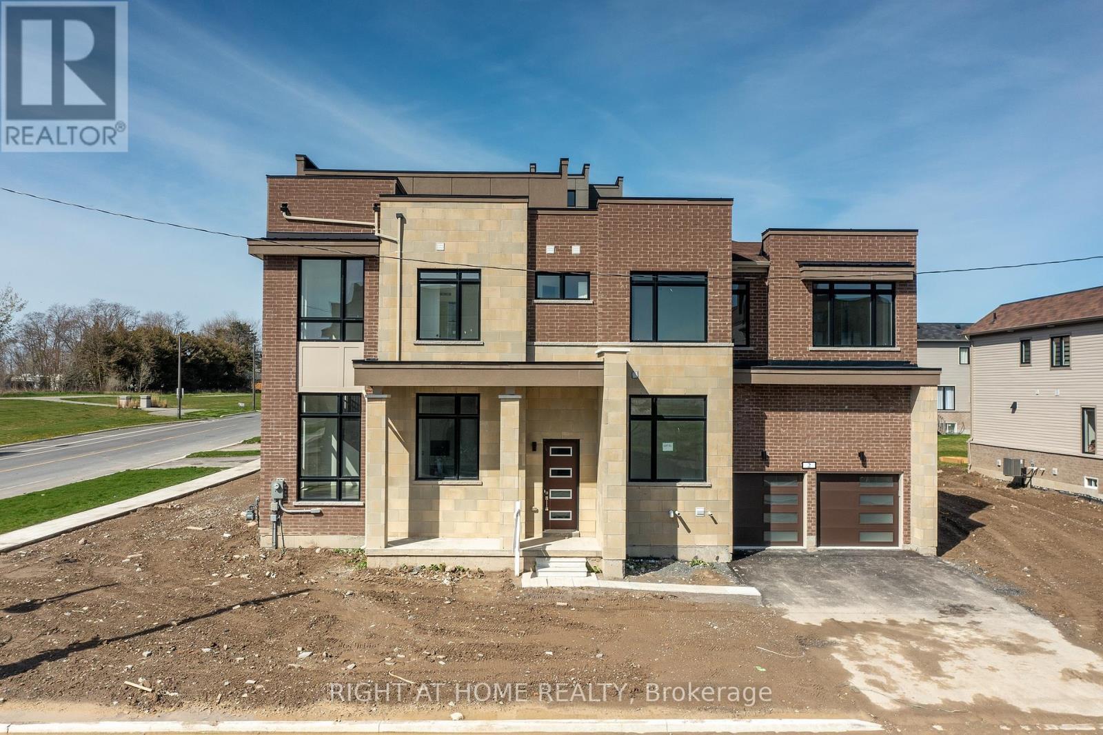 2 Yacht Drive, Clarington, ON - Outdoor With Facade